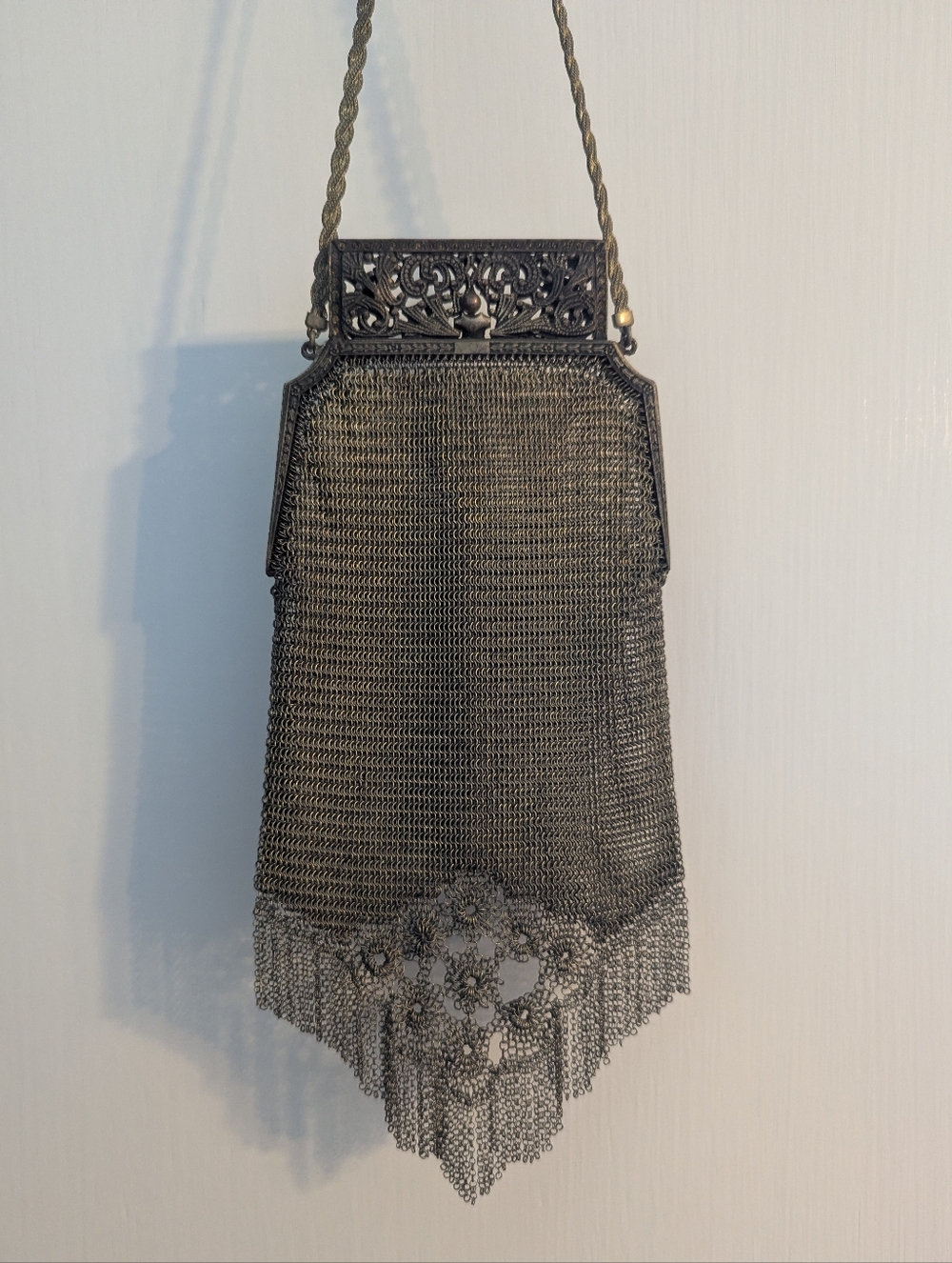 Antique Whiting & Davis Bronze Chain Mesh Flapper Purse Early 1900s